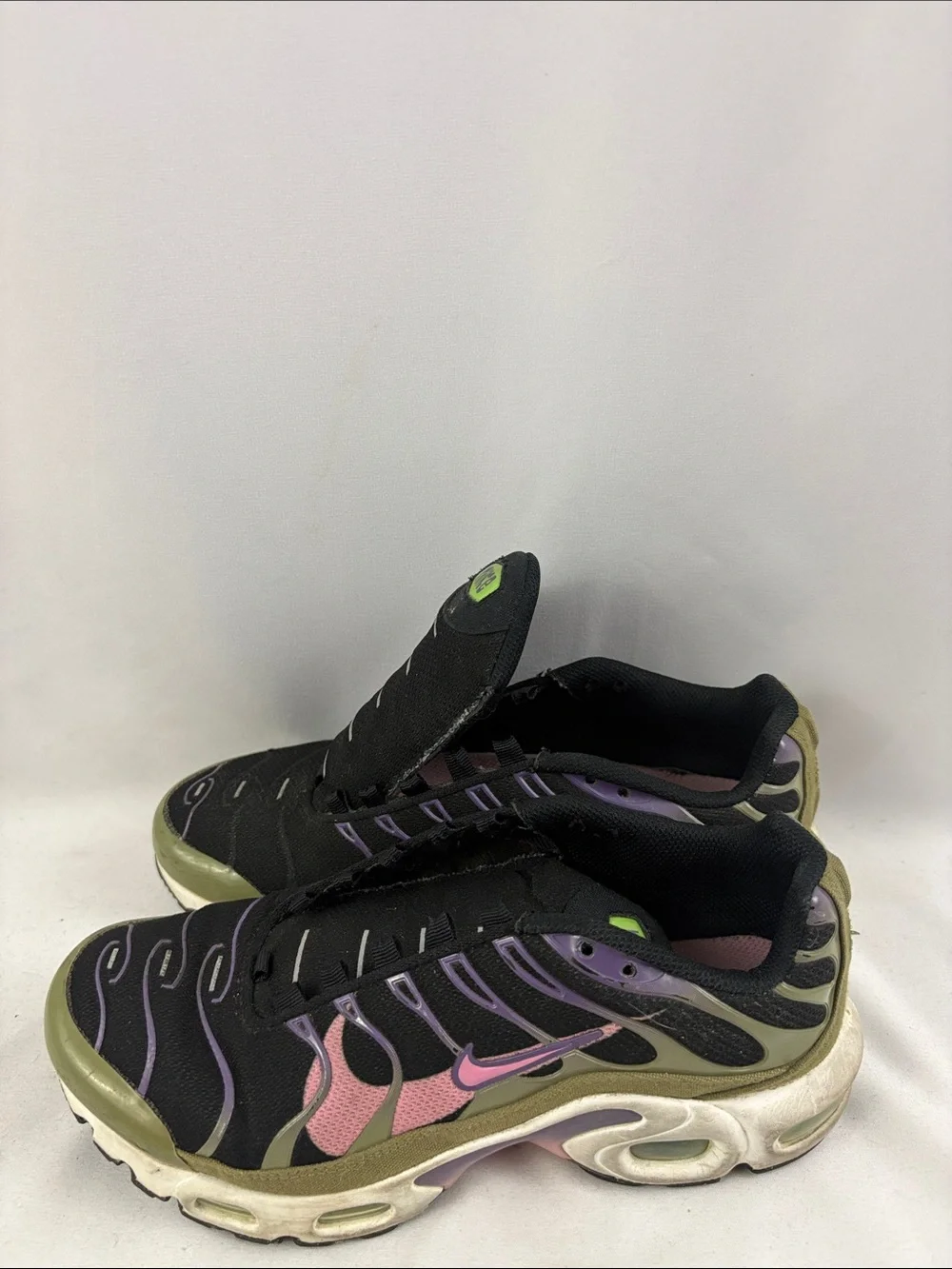 Nike Air Max Plus GS Kids Youth Size 5Y Black Canyon Purple
